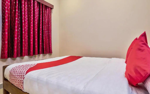 OYO 29878 Sri Abirami Inn