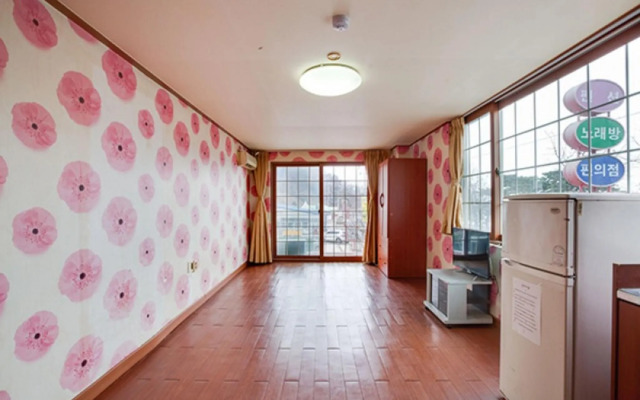 Ganghwado Milmulttae Hoetjip Pension