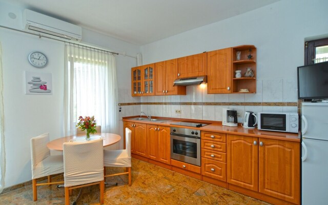 Apartment 336
