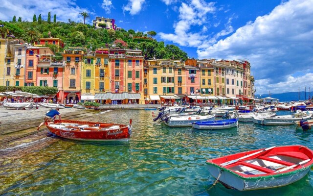 Beautiful Apartment in Recco With Jacuzzi, 2 Bedrooms and Wifi