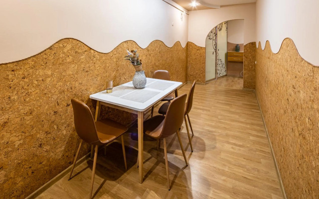 The MAIN square! 2 separated bedrooms, balcony