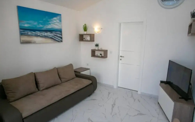 Apartments Sun Dance 2 With Heated Pool