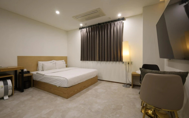 TRT Hotel