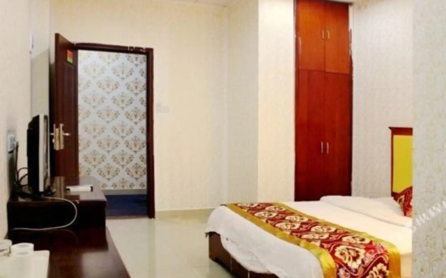 Yuanyue Business Hotel