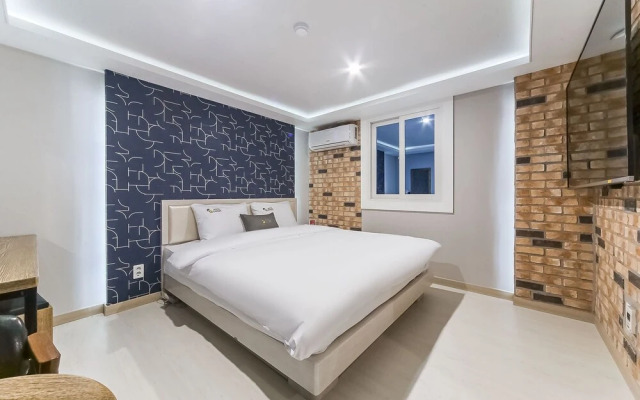 Gimhae Eobang-dong Suite Hotel