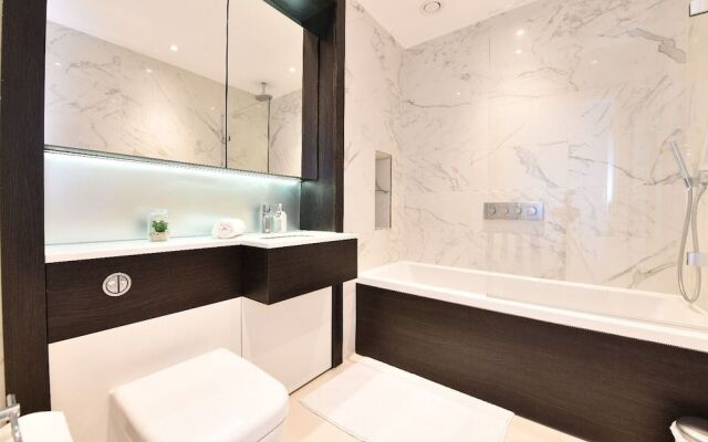 Kew Bridge Apartments