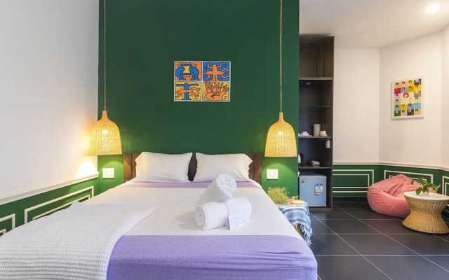 Christinas Saigon 1960s