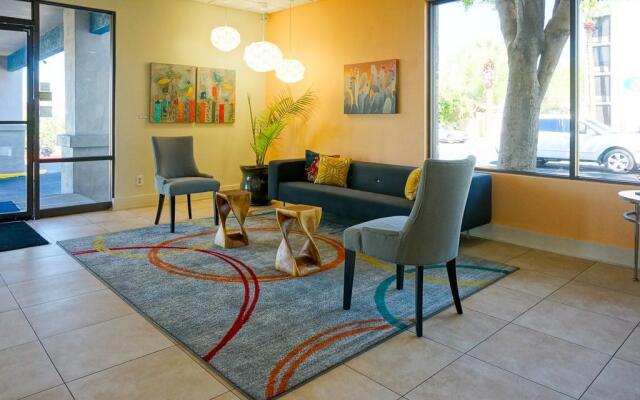 Hotel 502