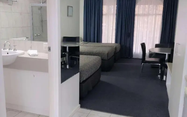 Best Western Cathedral Motor Inn