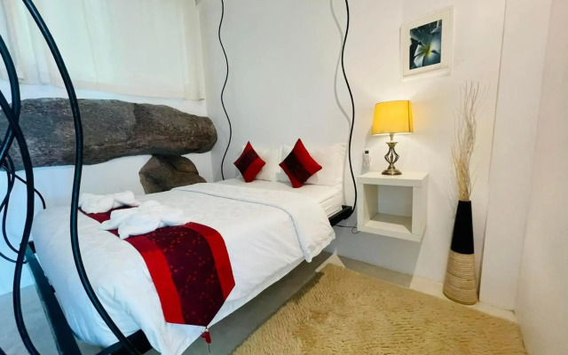 Monkey Flower Villas