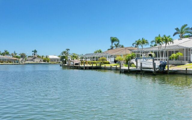 Pet-friendly Waterfront Home With Heated Pool and spa