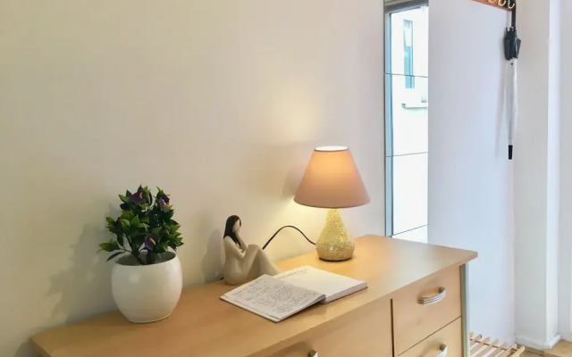 Cosy Inn Self-Contained Studio - Free Parking