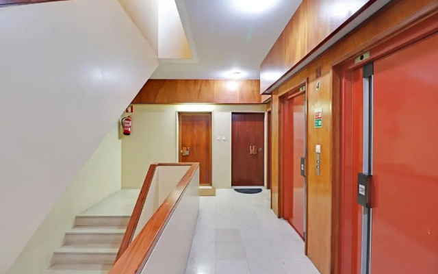 Faro Classic Apartment by Homing