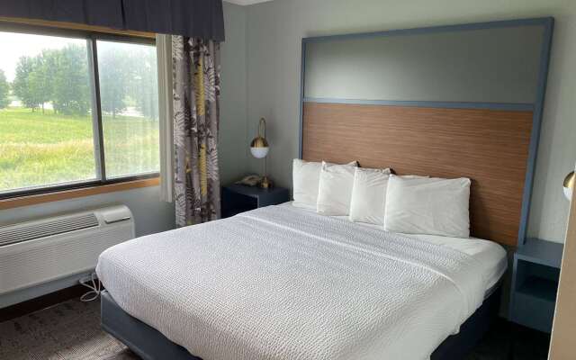 AmericInn by Wyndham Ankeny/Des Moines