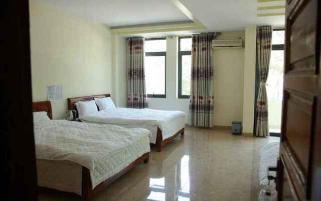 Phu Minh Hotel - Hostel