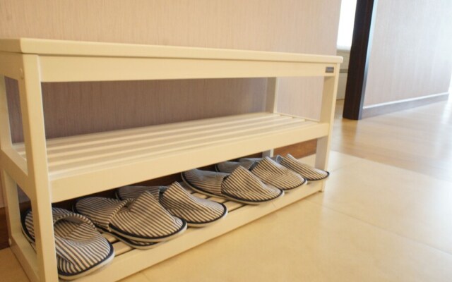 The Astra Luxury Suit condo