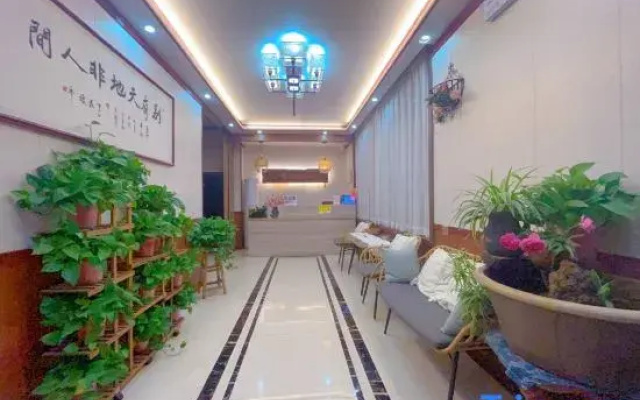Luohe Fansen Homestay