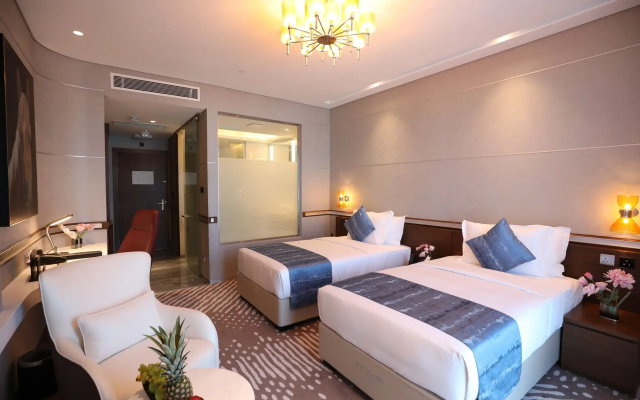 VIP Hotel