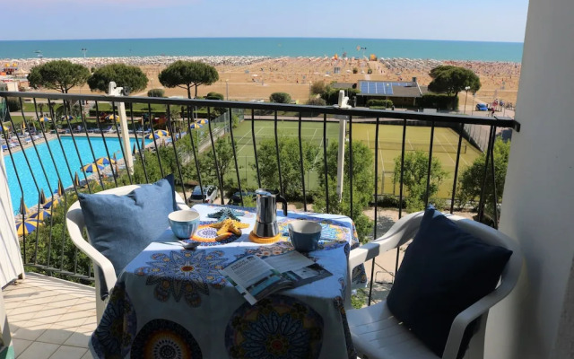 Beachfront Flat With View