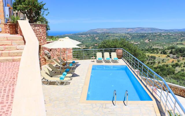 Villa Veneciana with Heated Pool