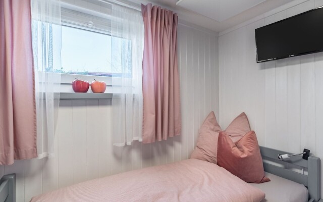 Holiday Home on the Mountain With Views