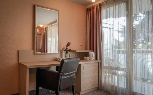Hotel Sandy Beach