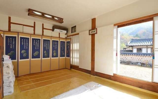 Suaedang Hanok Stay