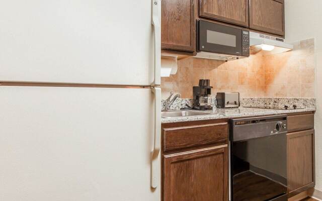Mainstay Suites Knoxville Airport