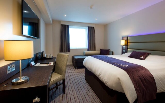 Premier Inn Cheltenham Town Centre