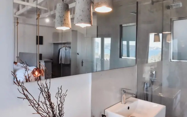 Ikaros Suites