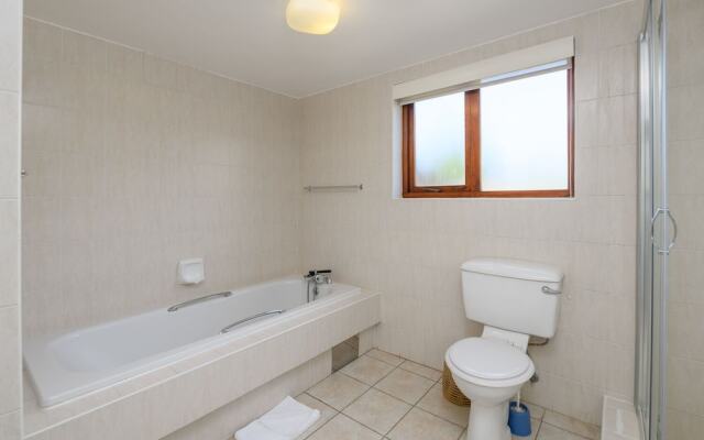 San Lameer Villa Rentals 10307