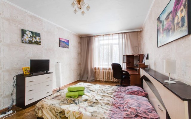 Apartment on Novoslobodskaya
