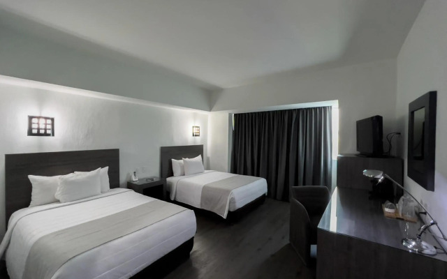 We Hotel Aeropuerto