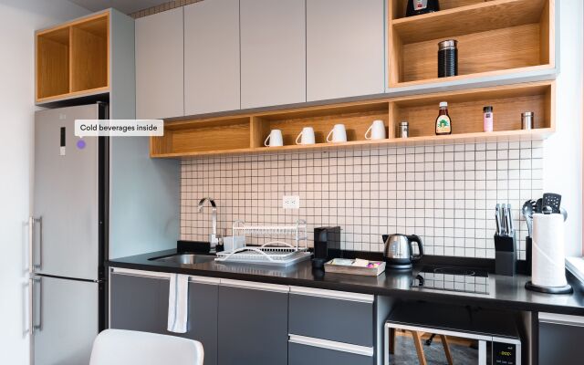 Casai Hip Modern Tech Condo w Rooftop in La Condesa