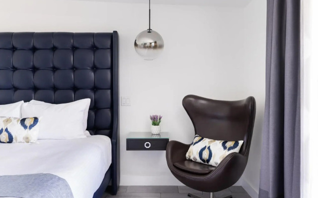 The Palm Springs Hotel