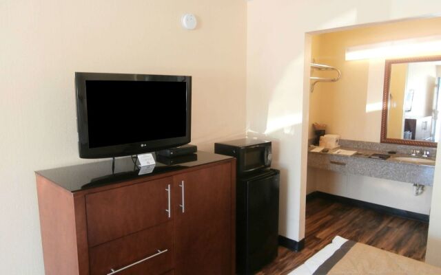 Country Hearth Inn & Suites Cartersville