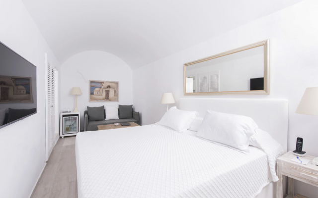 Aqua Luxury Suites