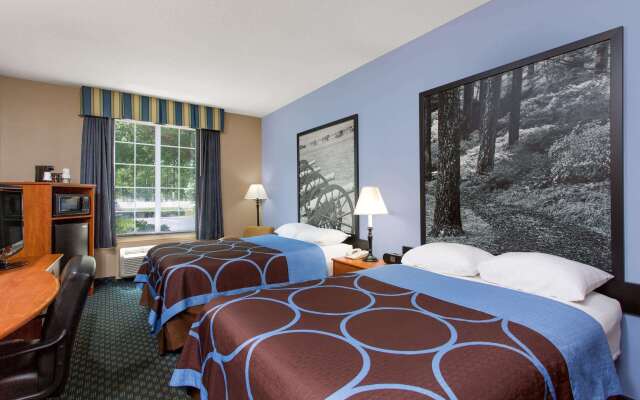 Super 8 by Wyndham Smithfield/Selma