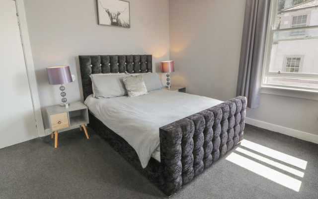 Fleet Townhouse