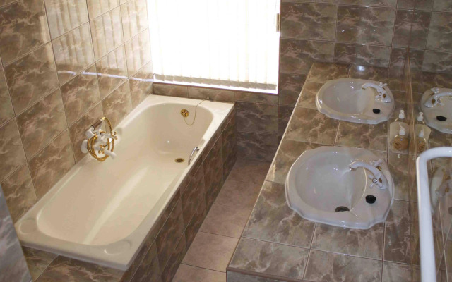 Florentia Guest House