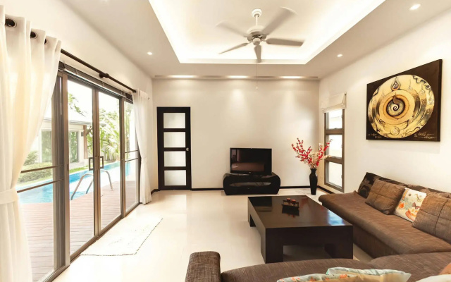 Onyx Villas by TropicLook
