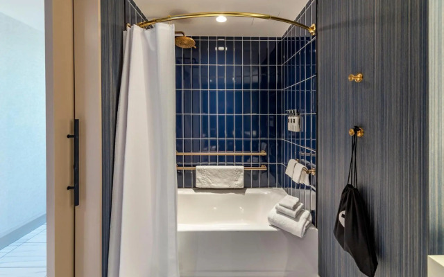 Omni Oklahoma City Hotel