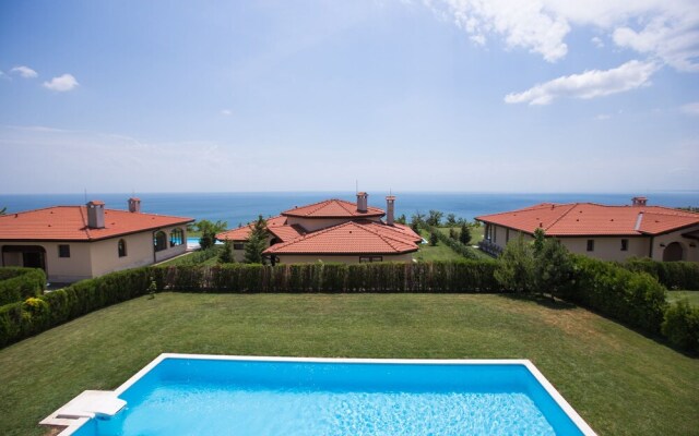 Blacksearama Golf And Villas