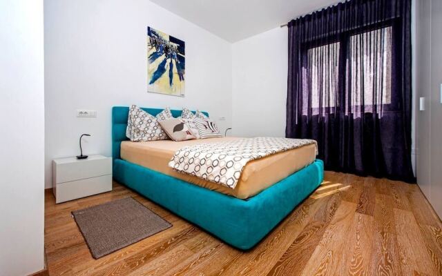 Lovely Luxury 2-bed Apartment in Rovinj