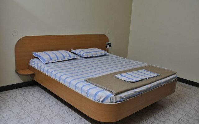 Hotel B M Shree Residency