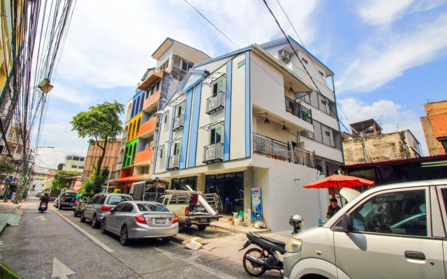 OYO 378 Bright Minitel