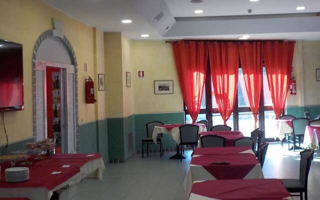 Hotel Ristorante Euromotel Bari