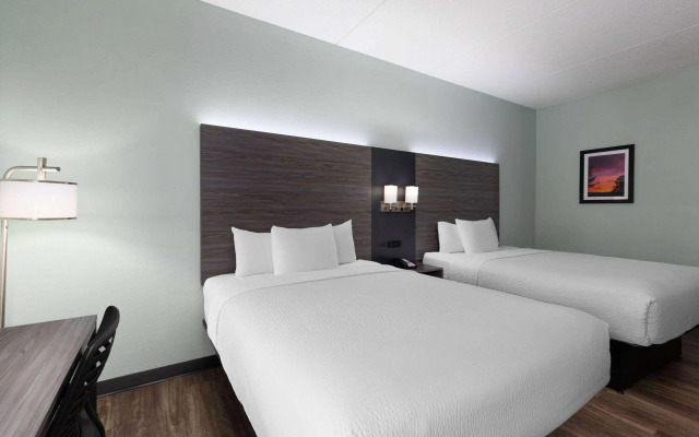 Baymont by Wyndham Creedmoor