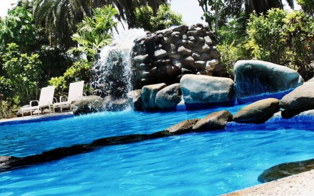 Hotel Oasis