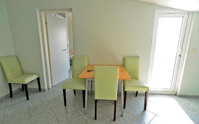 Apartments Milica 56